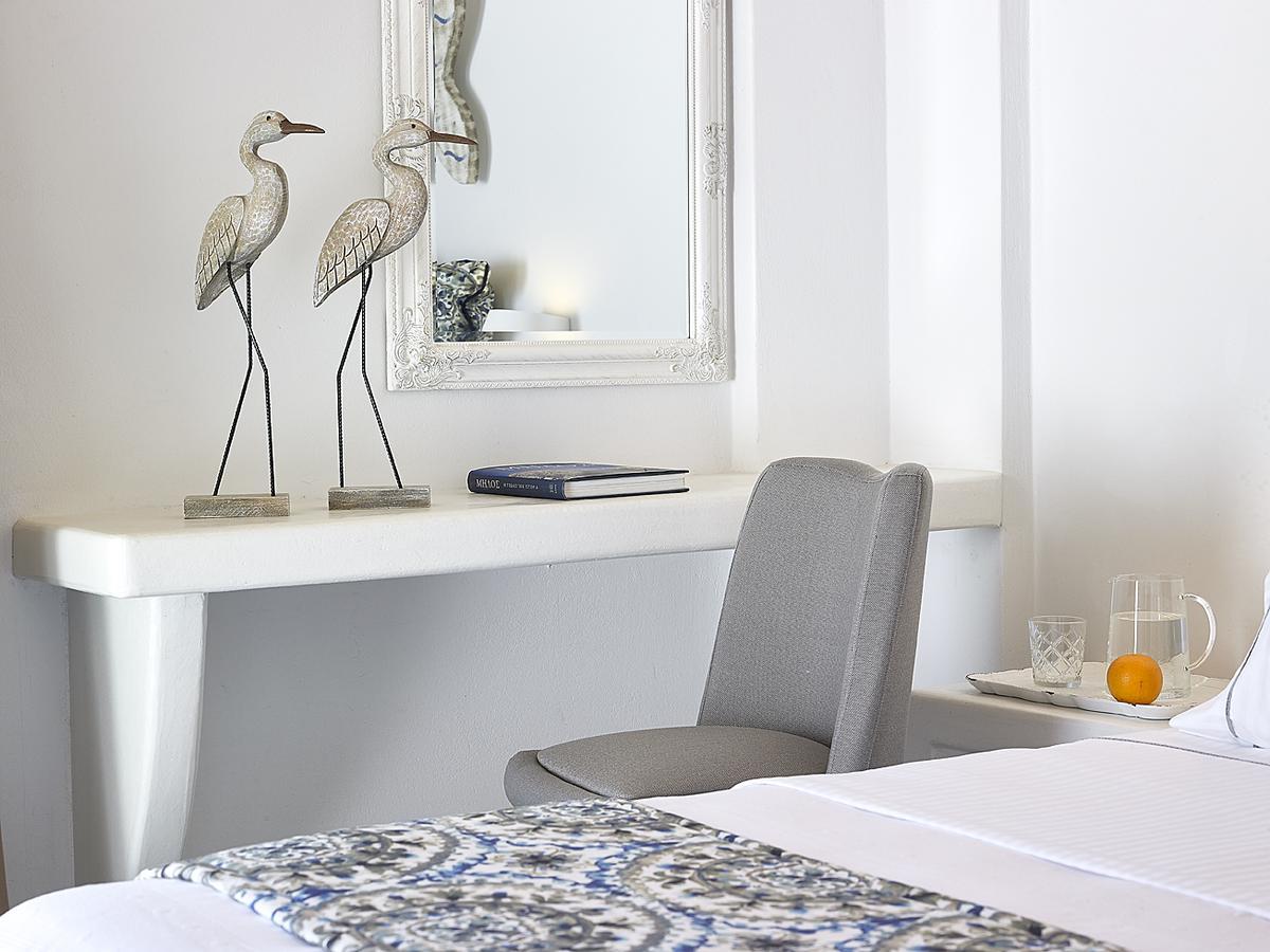 Lithos Luxury Rooms (Adults Only) Adamantas  Dış mekan fotoğraf