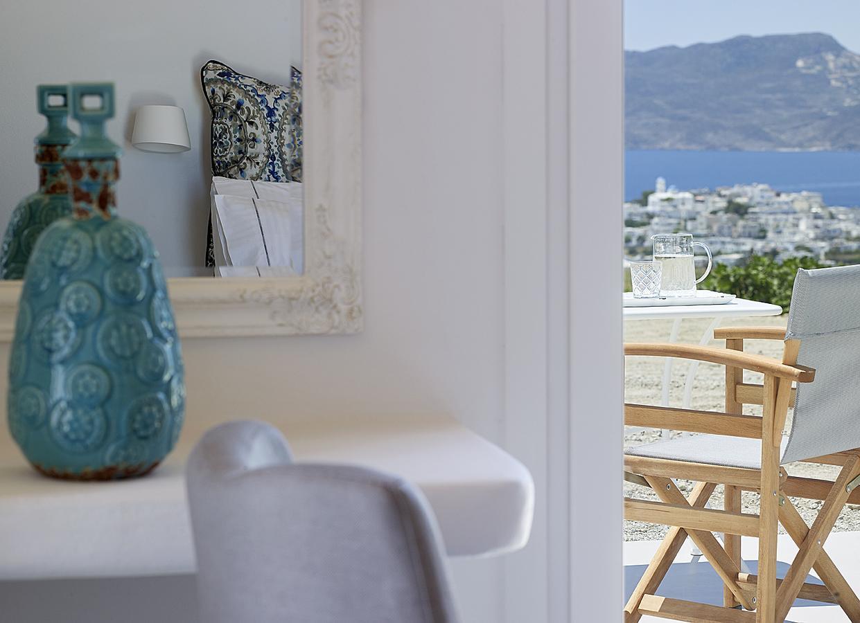 Lithos Luxury Rooms (Adults Only) Adamantas  Dış mekan fotoğraf