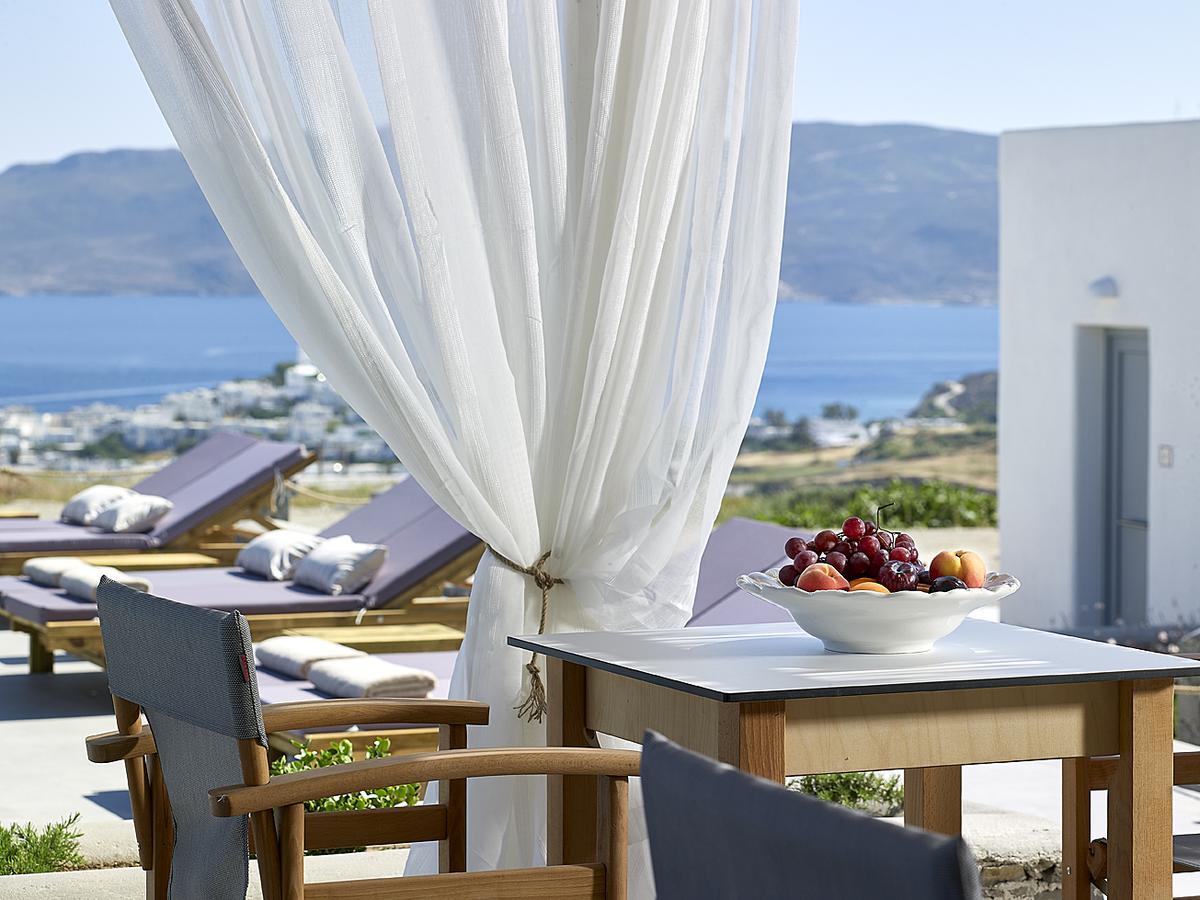 Lithos Luxury Rooms (Adults Only) Adamantas  Dış mekan fotoğraf