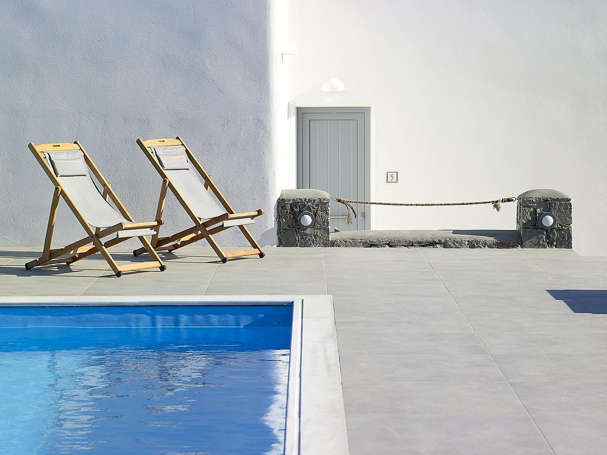 Lithos Luxury Rooms (Adults Only) Adamantas  Dış mekan fotoğraf