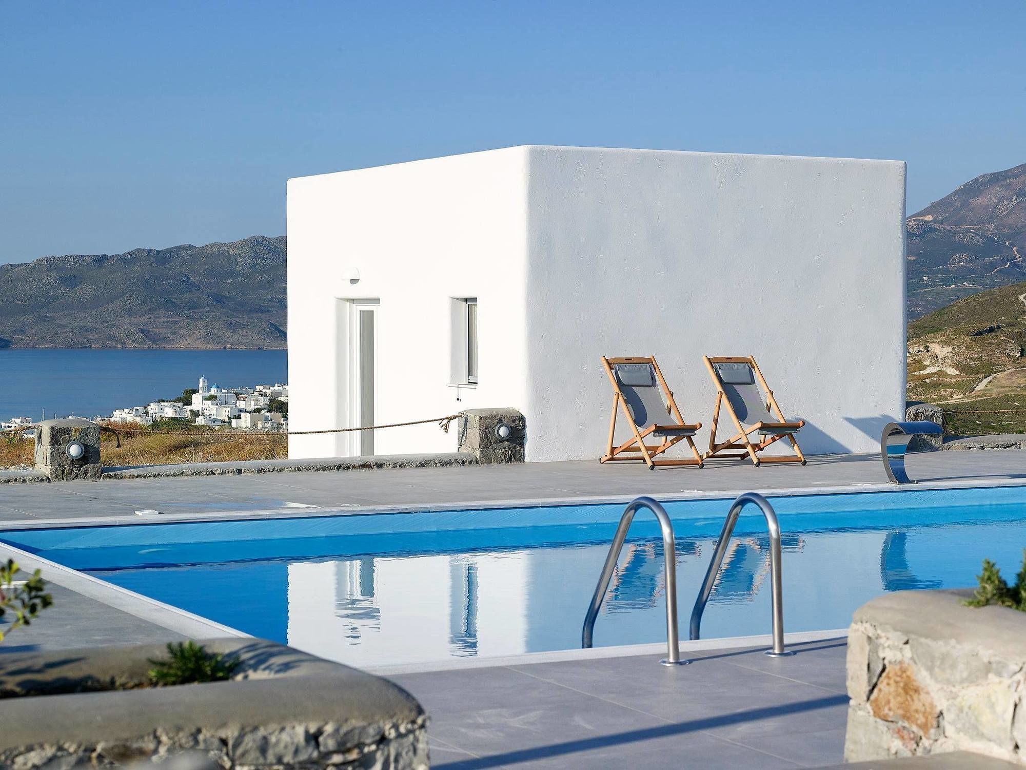 Lithos Luxury Rooms (Adults Only) Adamantas  Dış mekan fotoğraf
